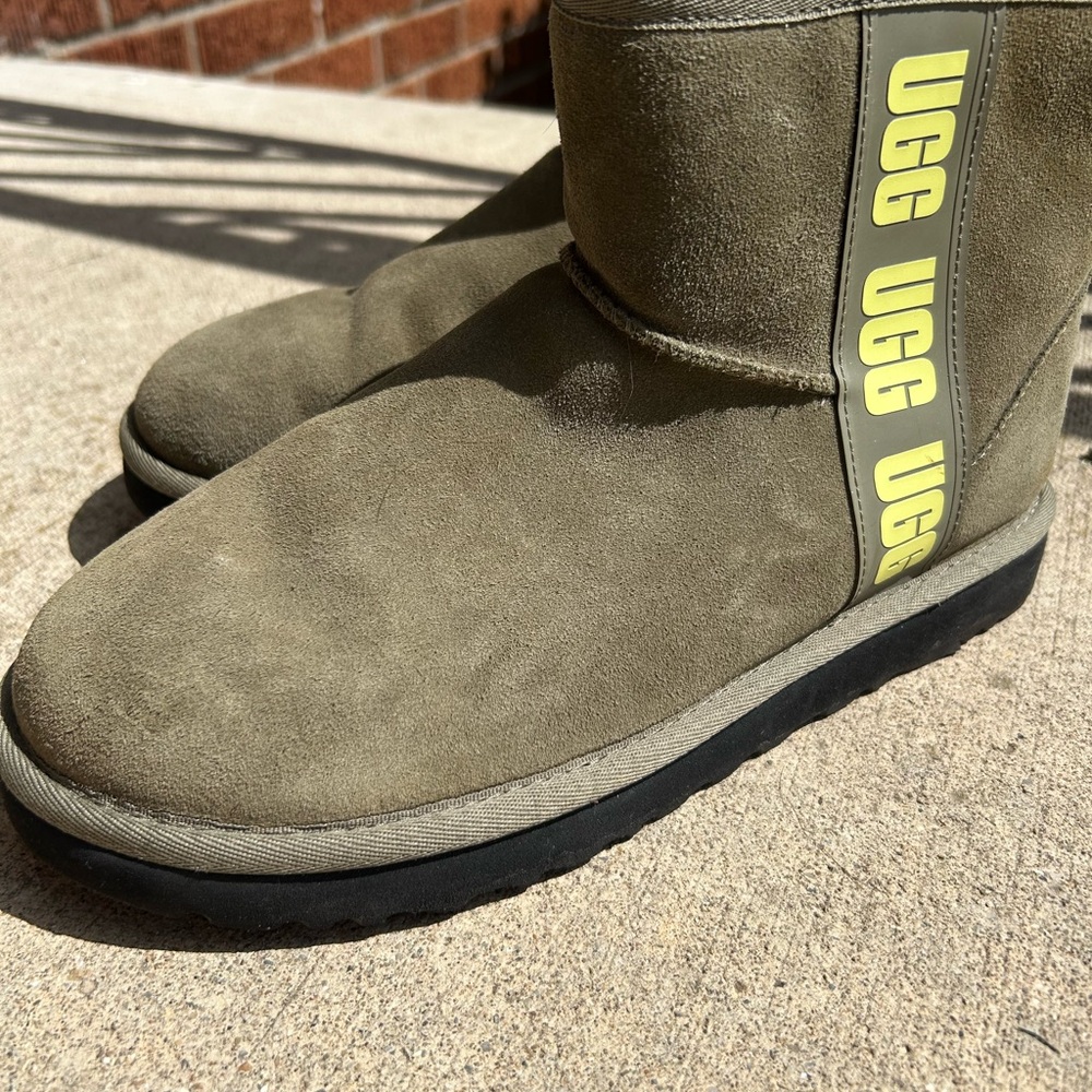 UGG Green Boots Stylish Comfort for Every Adventure